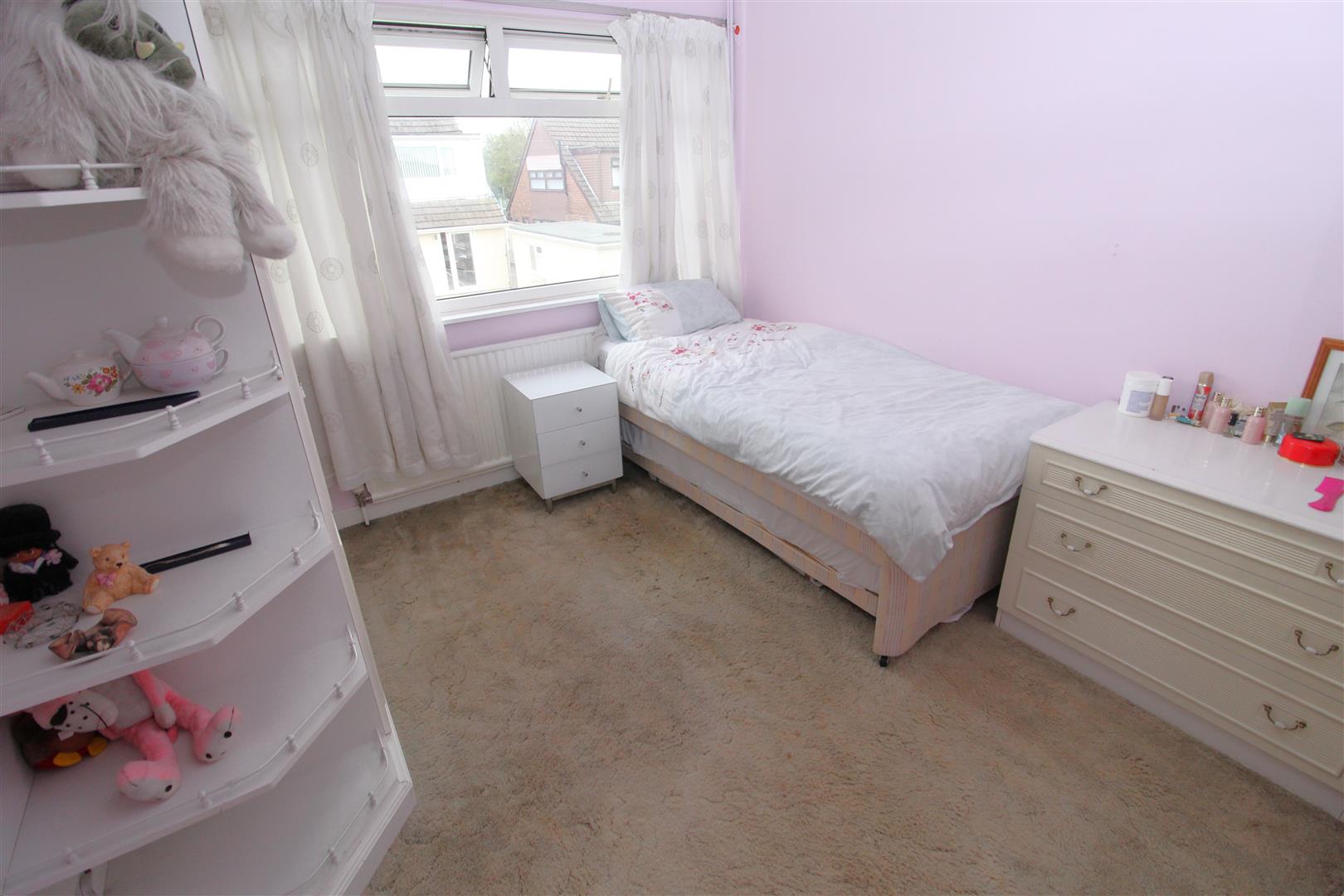 Property Details Estate Agents, Aintree, Liverpool Grosvenor Waterford Estate Agents Ltd